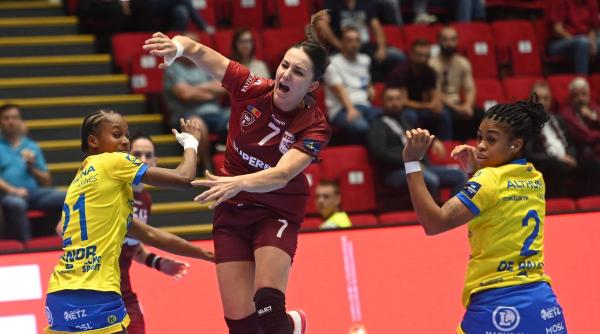 rapid bucuresti ramane neinvinsa in liga campionilor la handbal feminin
