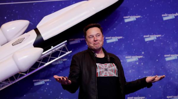 elon musk spune ca spacex va continua sa finanteze starlink in ucraina