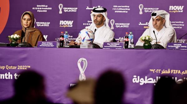 mii de muncitori au fost evacuati din capitala qatarului inaintea cupei mondiale la fotbal