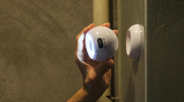 efectele scumpirilor la electricitate pacientii primiti la lumina lanternei de catre medicii de familie din gorj