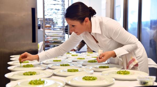 un bucatar de top inchide restaurantul cotat michelin si a pierdut gustul si mirosul de la covid