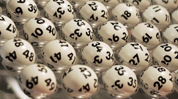 castigatorul marelui premiu la loto 6 49 si a ridicat banii