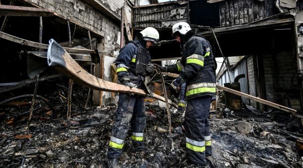 razboi in ucraina ziua 258 un bloc din orasul liman lovit de fortele ruse