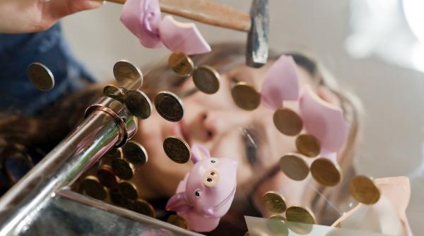 vesti proaste in 2022 castigam cu 2 mai putin decat in anul precedent