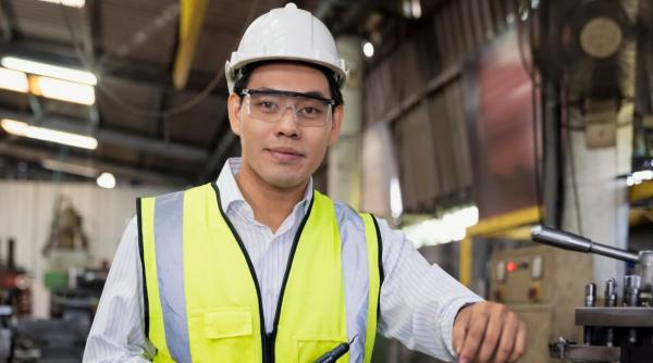 care sunt industriile pentru care se cauta cel mai des personal asiatic