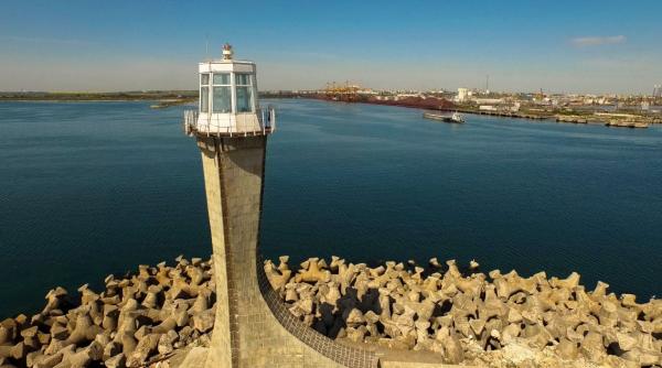 gaurile negre care au inghitit portul constanta chiar sub nasul autoritatilor