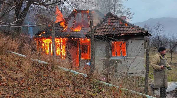 doi copii morti in incendiu