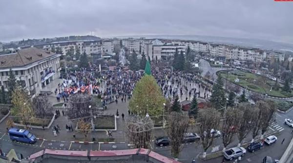 protest urias mioveni mii angajati dacia strada