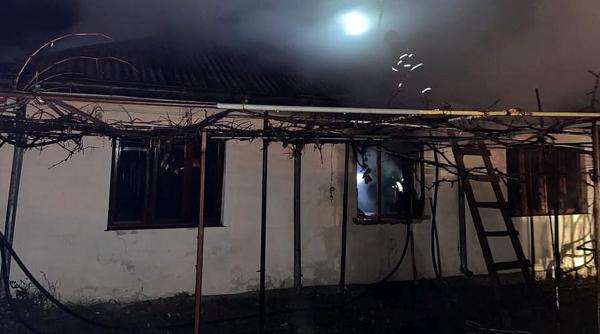 casa botosani incendiu