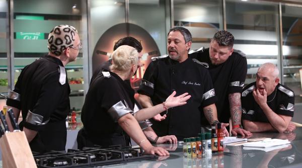 o noua amuleta perturba atmosfera la chefi la cutite am avut o amuleta fantastica si am zis