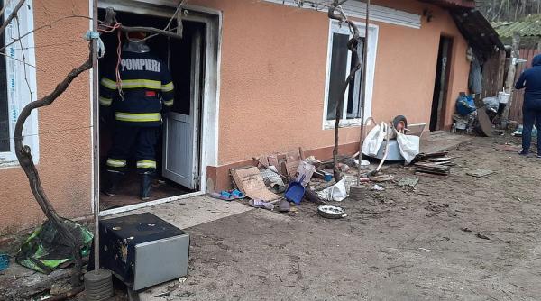 persoane moarte incendiu locuinta olt
