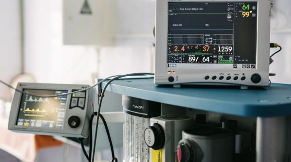 bolnavi lege pret plafonat energie dumitru chisalita