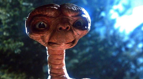 extraterestru licitatie film steven spielberg