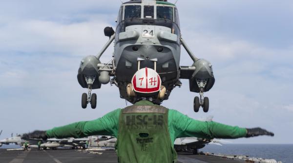 marea britanie trimite elicoptere ucraina