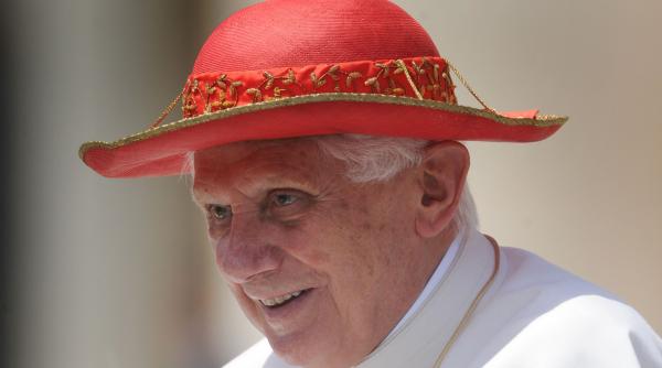 iohannis mesaj papa benedict