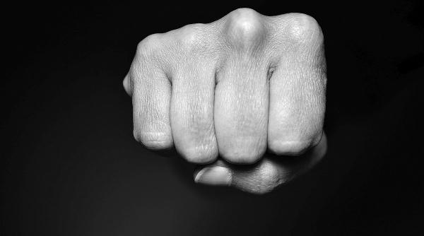 liceu satu mare scandal elev profesori colegi agresivitate sanctiuni dovezi