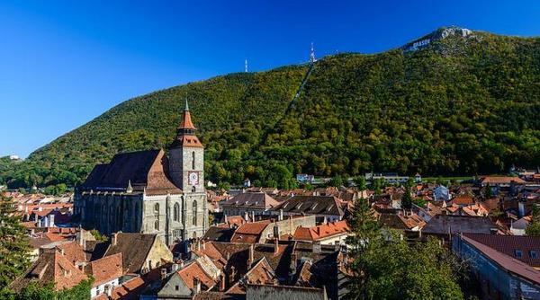investitie brasov capitala verde parc fotovoltaic energia electrica scoli