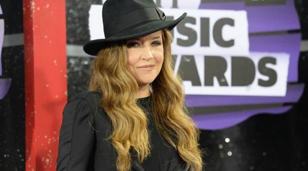 lisa marie presley fiica elvis murit 54 ani