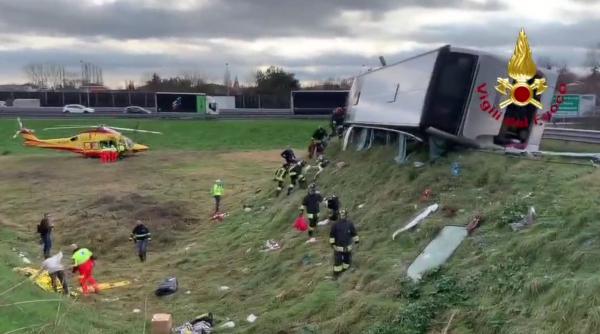 accident autocar botosani italia padova