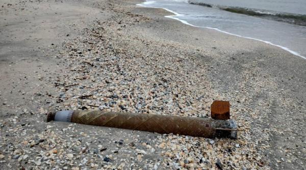 bucata racheta scoasa valuri mal romanesc