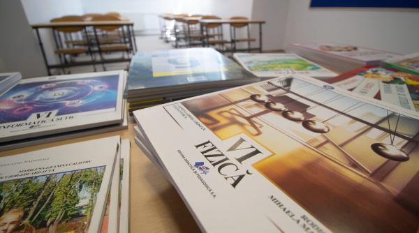 ministerul educatiei licitatie achizitie manuale an scolar