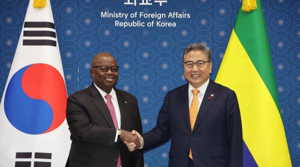 mort ministru externe gabon atac cord sedinta guvern