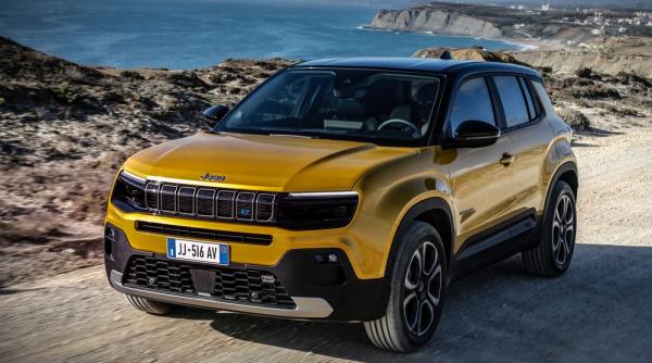 jeep avenger masina anului 2023