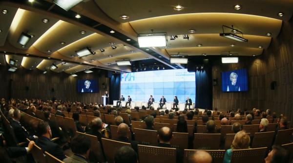 rusia blocheaza site urile cia si fbi care este motivul