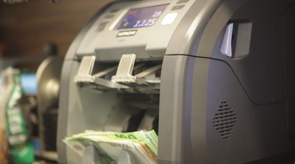 guvernul romaniei imprumut miliarde piete externe