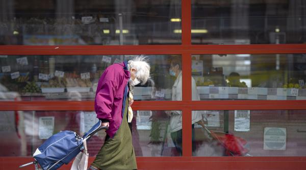 batrani izolati merg zeci kilometri cumpara medicamente