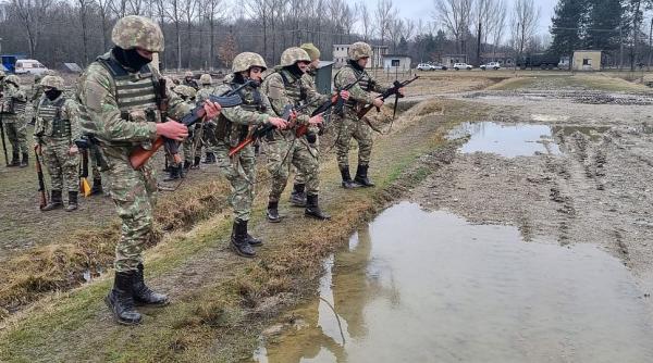 militari raniti poligon catelu