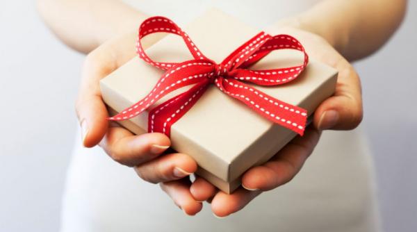 vouchere cadou femei 300 lei conditii