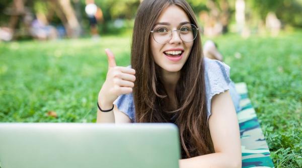 cursurile pentru adolescenti o moda sau un adevarat sprijin pentru viitorul lor