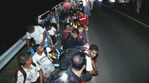 operatiune salvare migranti largul coastelor italiei