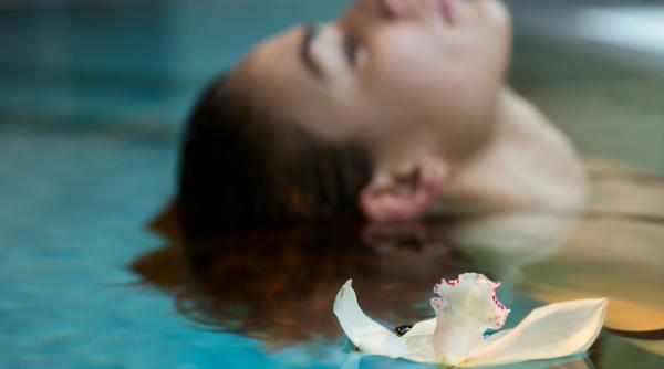 berlin permite inot topless piscine publice