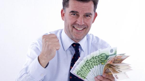 salarii uriase romania