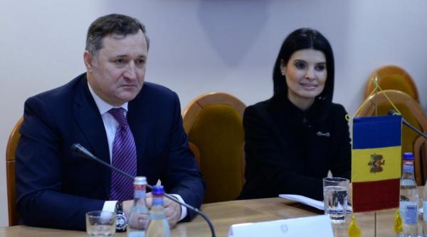 vlad filat limba romana republica moldova