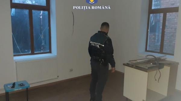 inselaciune mobila comanda perchezitii