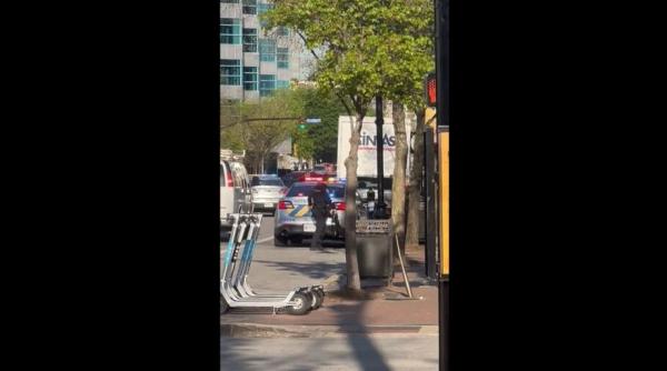 atac focuri arma louisville kentucky cinci morti