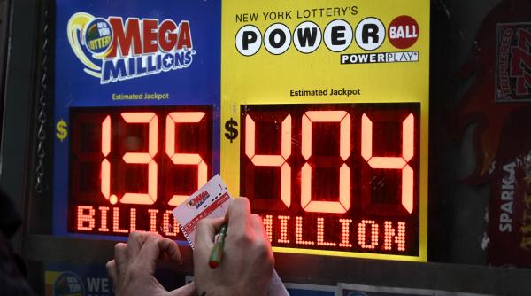 castigator jackpot urias1 35 miliarde dolari mai putin jumatate suma