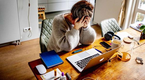 vesti proaste angajati mediul privat companii biciu salariati fara zilele libere legale