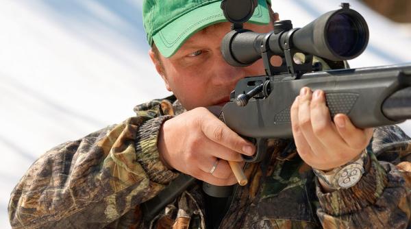 lege folosire arme infrarosu vanat vulpi