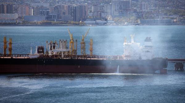 sua iran golful oman petrolier