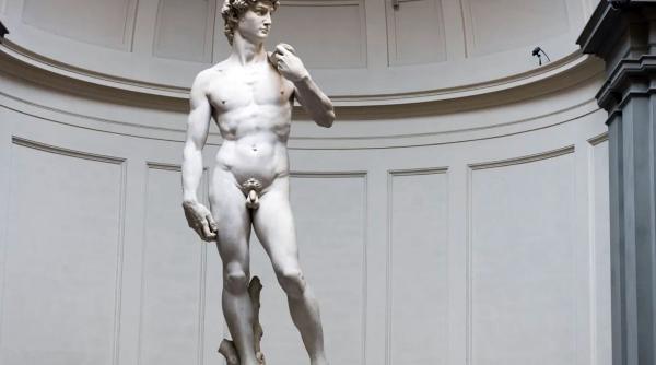 invatatoare demisie hope carrasquilla nud faimoasa sculptura david michelangelo