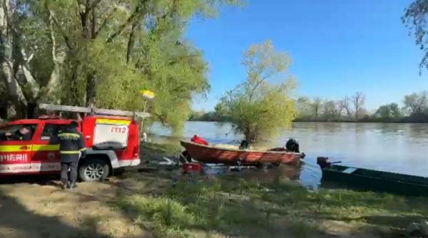 persoane disparute raul mures scafandri cautare