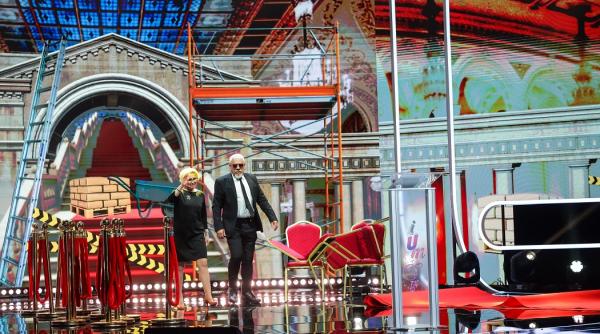 irena boclinca la pupitrul rubricii daca as fi presedinte de la iumor cheloo de fiecare data cand a venit si a impersonat zeita politicii romanesti a avut succes