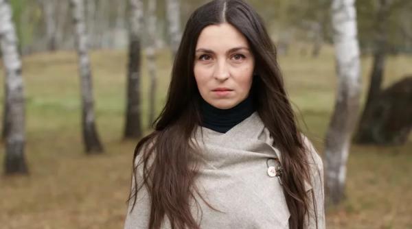 luiza zan lansare teatrul godot