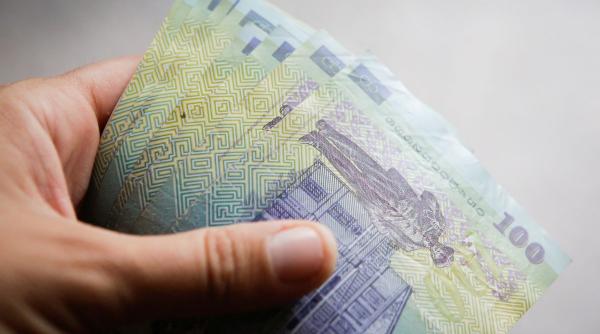 fara bani cash masina personala control activitatilor cibernetice