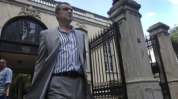 fenomen retragere fotbal gigi becali ionut varga arbitri frf