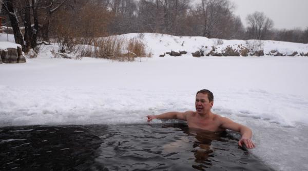 terapia cu apa rece ar putea face mai mult rau decat bine explicatiile unui expert